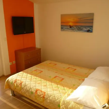 Anita House Apartment Turanj