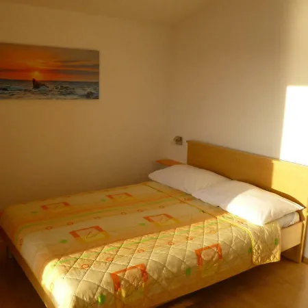 Anita House Apartment Turanj