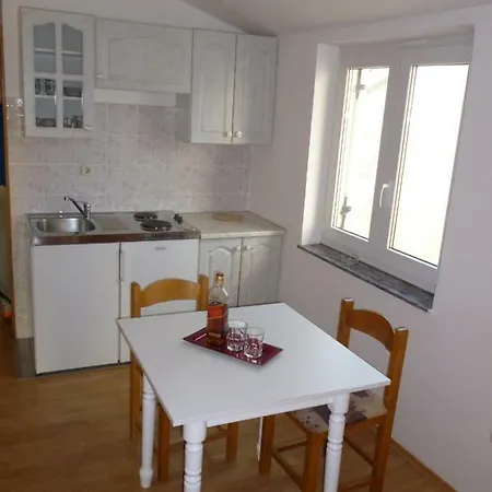 Anita House Apartment Turanj