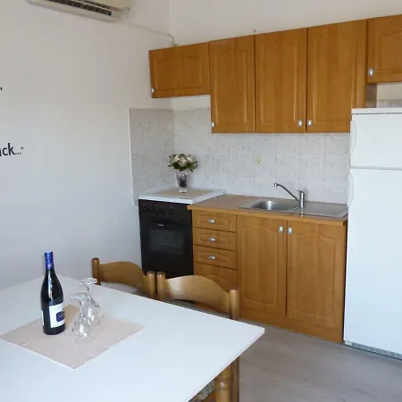 Apartment Anita House Turanj